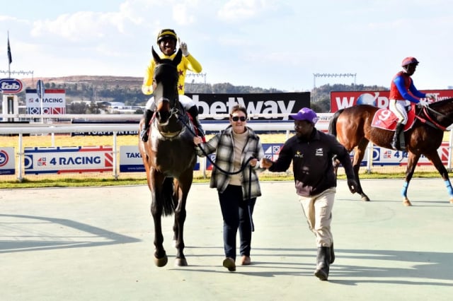 20240630 – REAL RELIEF wins Turffontein – 557 (11)