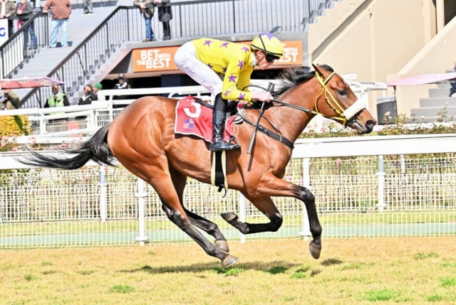 20250809 – CLEVER TREVOR wins Turffontein – 697 (8)