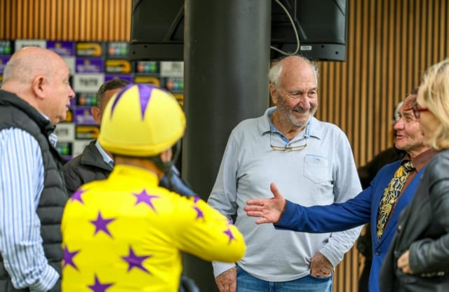 20251027 – LOU LOU THE LEGEND wins Greyville – 742 (1)