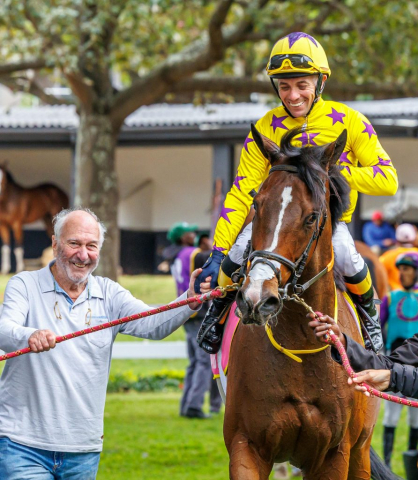 20251027 – LOU LOU THE LEGEND wins Greyville – 742 (32)