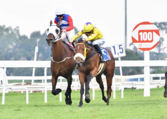 20251230 – CLEVER TREVOR wins Turffontein – 775 (5)