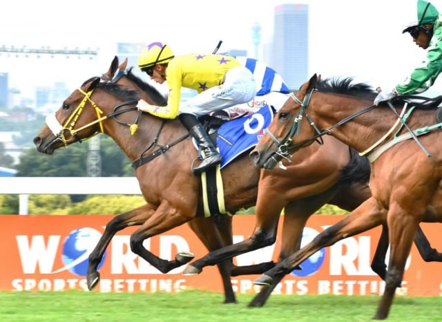 20251230 – CLEVER TREVOR wins Turffontein – 775 (7)