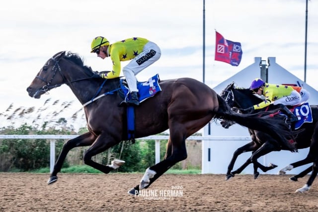 20260612 – BLACK EGRET wins Fairview – 850 (5)