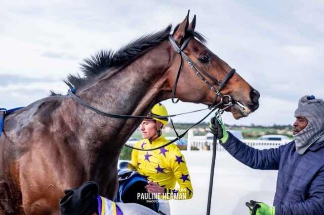 20260612 – BLACK EGRET wins Fairview – 850 (9)