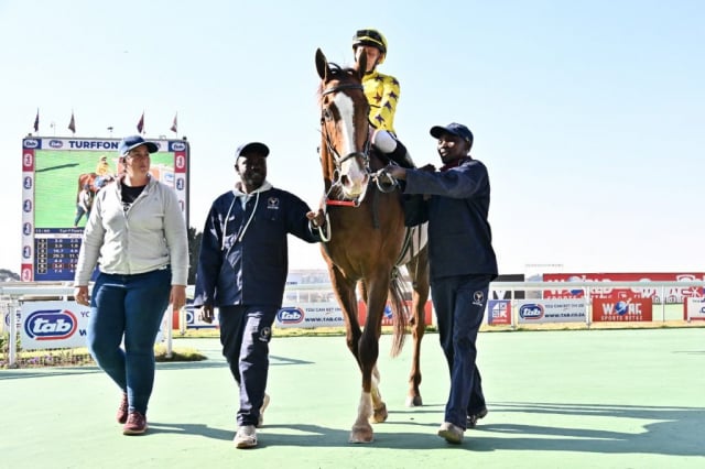 20260801 – CULTURATI wins Turffontein – 873 (17)