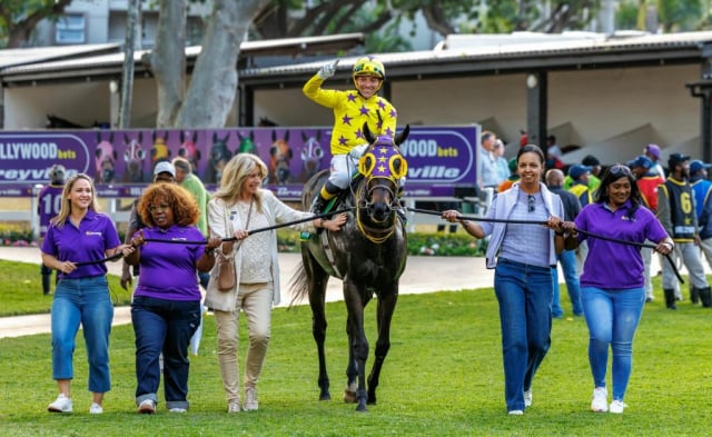 20260807 – SKIPPER ZIP wins Greyville – 877 (16)