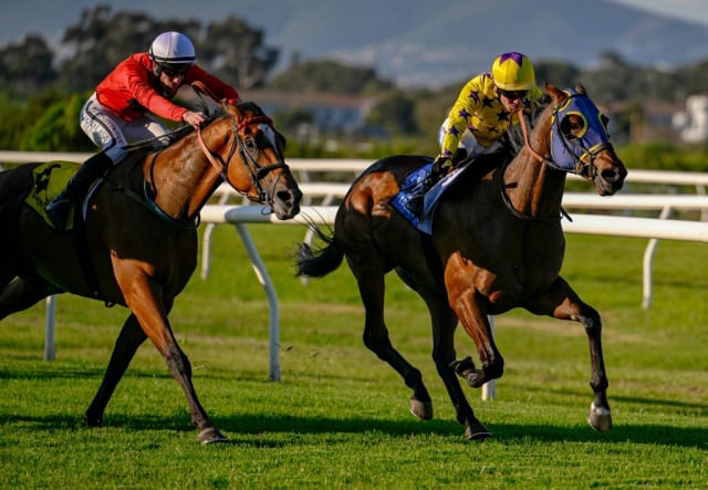 20260812 – VOORLOOPERTJIE wins Kenilworth – 881 (4)