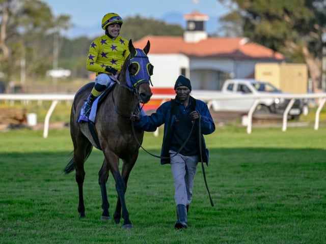 20260812 – VOORLOOPERTJIE wins Kenilworth – 881 (9)