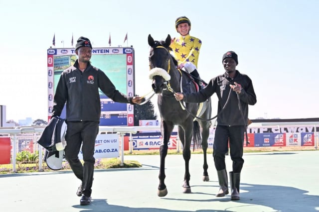 20260816 – RECKLESS ABANDON wins Turffontein – 883 (11)