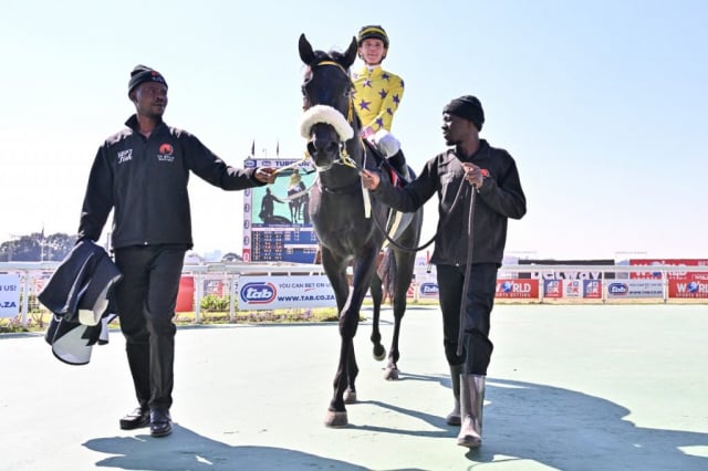 20260816 – RECKLESS ABANDON wins Turffontein – 883 (12)
