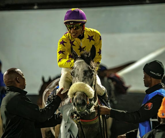 20260904 – NEXT OF KIN wins Greyville – 890 (27)