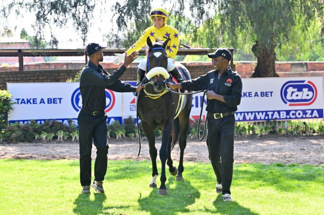 20260912 – GIMME A FIREBALL wins Turffontein – 894 (8)