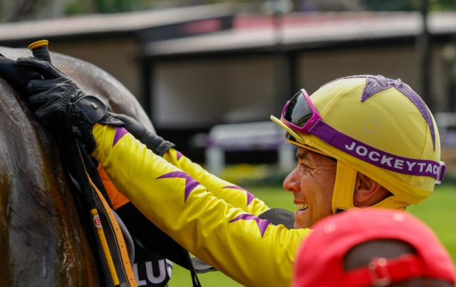 20260920 – PREUX CHAVALIER wins Greyville – 895 (14)