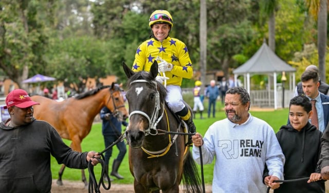 20260923 – BOOZY SUSIE wins Durbanville – 898 (13)