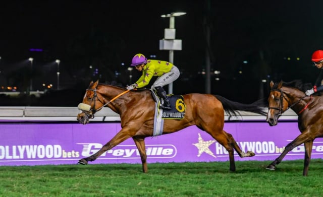 20260925 – TOBACCONIST wins Greyville – 902 (1)