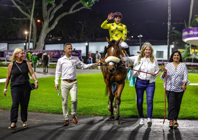 20260925 – TOBACCONIST wins Greyville – 902 (8)