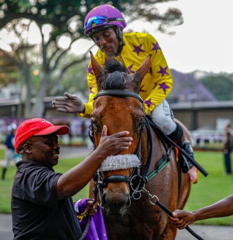 20261011 – UZWANO wins Michelmas Handicap Greyville – 910 (3)
