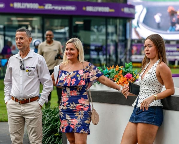 20261011 – UZWANO wins Michelmas Handicap Greyville – 910 (5)
