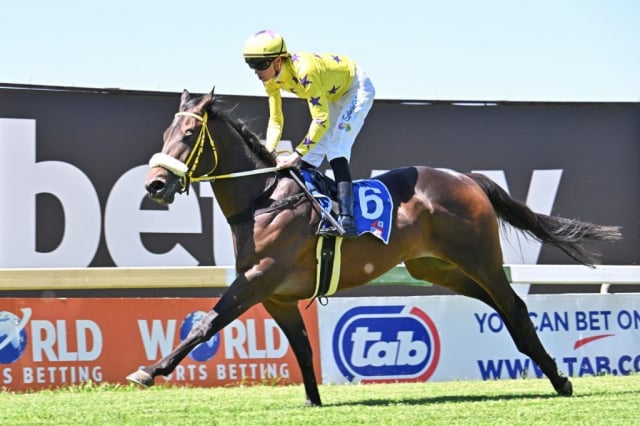 20261022 – BLUNDERBORE wins Turffontein – 915 (6)